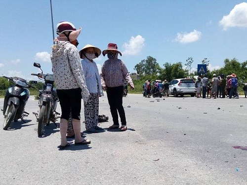 Tai nạn giao th&ocirc;ng mới nhất 24h qua ng&agrave;y 13/8/2017