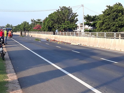 Tai nạn giao th&ocirc;ng mới nhất 24h qua ng&agrave;y 5/9/2017