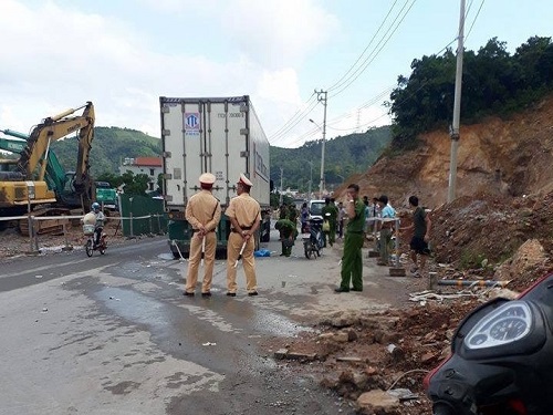 Tai nạn giao th&ocirc;ng mới nhất 24h qua ng&agrave;y 6/9/2017
