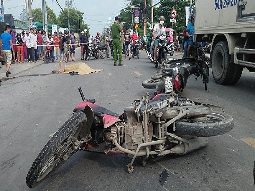Tai nạn giao th&ocirc;ng mới nhất 24h qua ng&agrave;y 11/9/2017