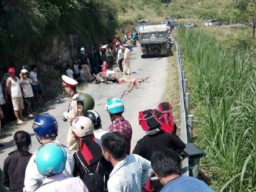Tai nạn giao th&ocirc;ng mới nhất 24h qua ng&agrave;y 25/9/2017