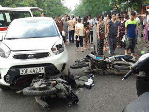 Tai nạn giao th&ocirc;ng mới nhất 24h qua ng&agrave;y 27/9/2017