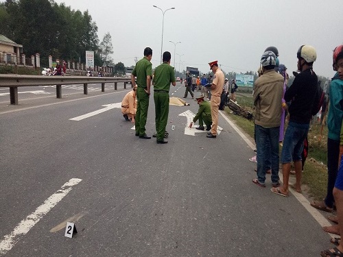 Tai nạn giao th&ocirc;ng mới nhất 24h qua ng&agrave;y 11/12/2017
