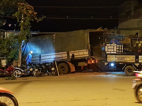 Tai nạn giao th&ocirc;ng mới nhất 24h qua ng&agrave;y 17/12/2017