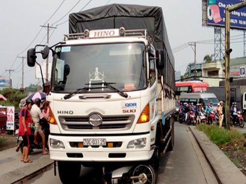 Tai nạn giao th&ocirc;ng mới nhất 24h qua ng&agrave;y 4/1/2018