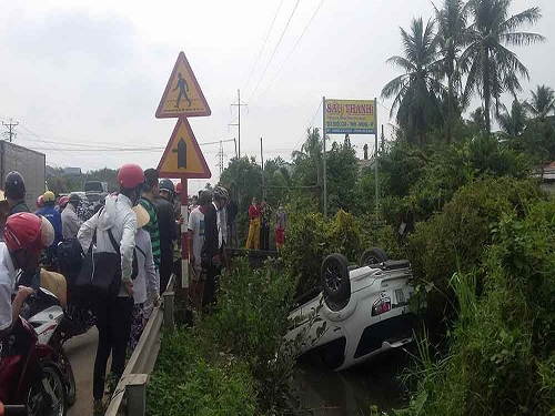 Tai nạn giao th&ocirc;ng mới nhất 24h qua ng&agrave;y 26/1/2018