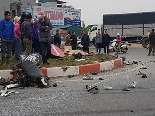 Tai nạn giao th&ocirc;ng mới nhất 24h qua ng&agrave;y 2/2/2018