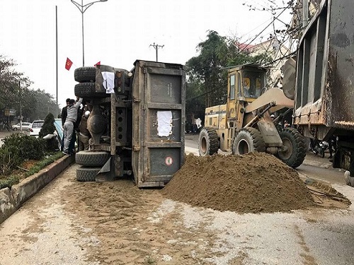 Tai nạn giao th&ocirc;ng mới nhất 24h qua ng&agrave;y 3/2/2018