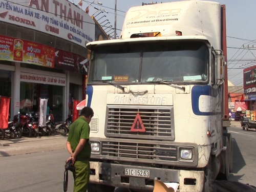 Tai nạn giao th&ocirc;ng mới nhất 24h qua ng&agrave;y 6/2/2018