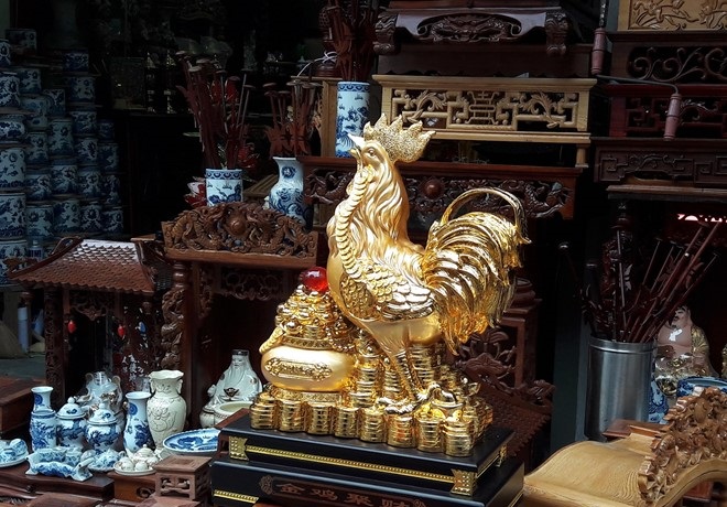 Cẩn trọng kẻo mua phải g&agrave; phong thủy Trung Quốc gi&aacute; cao