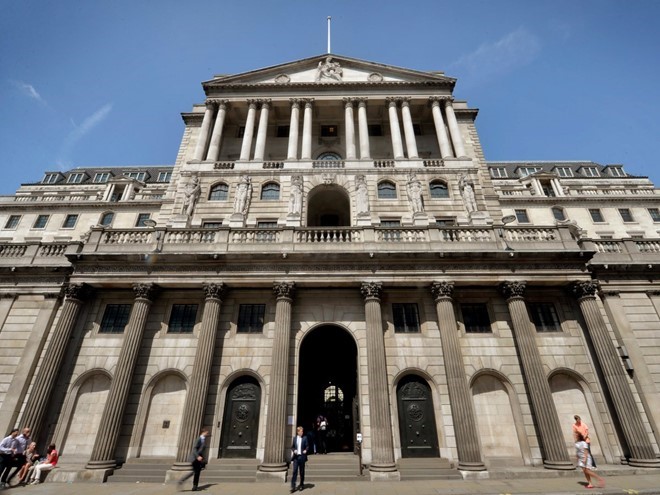 Hầm chứa vàng và tiền giấy rộng 2.8 héc-ta ở khu tài chính, trung tâm thủ đô London, dưới đường và hệ thống tàu điện ngầm của phố Threadneedle. Đây là một mê cung hầm để vàng của 8 ngân hàng Anh, cất trữ hơn 40.000 thỏi vàng với tổng giá trị 141 tỷ bảng.
