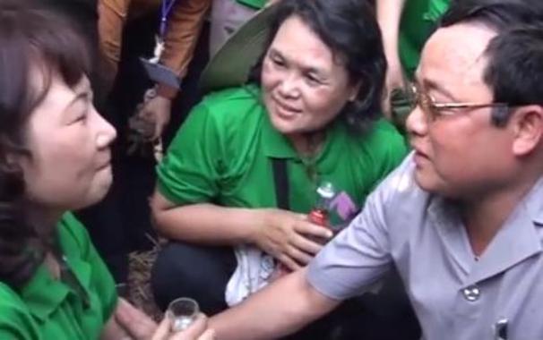 cậu thủy v&agrave; ng&acirc;n h&agrave;ng ch&iacute;nh s&aacute;ch