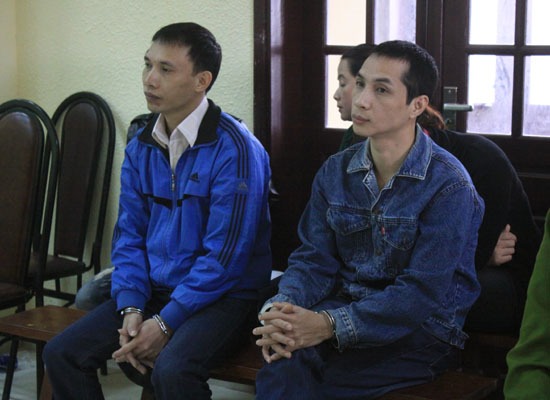 cậu thủy c&ugrave;ng đồng bọn