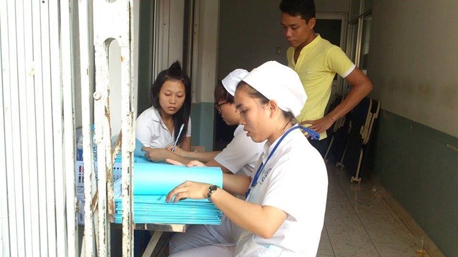 C&ocirc;ng nh&acirc;n ở TPHCM được kiểm tra lại 13Win19 ưu đãi hấp dẫn sau khi đến cấp cứu do ngộ độc 13Win1 nhập link nhà cái sau bữa trưa ng&agrave;y 11/4