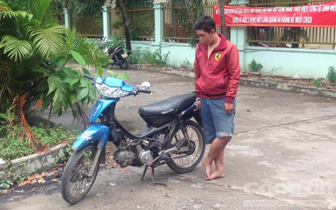 Th&aacute;i Đ&igrave;nh Anh Tuấn (16 tuổi, ngụ P.B&igrave;nh Hưng H&ograve;a A, Q.B&igrave;nh T&acirc;n)