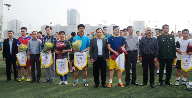 giải b&oacute;ng đ&aacute; ng&agrave;y đo lường