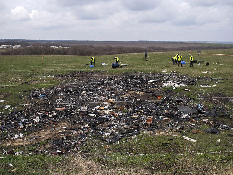 Theo nh&oacute;m chuy&ecirc;n gia Bellingcat, m&aacute;y bay Malaysia MH17 bị hệ thống t&ecirc;n lửa ph&ograve;ng kh&ocirc;ng Buk bắn hạ