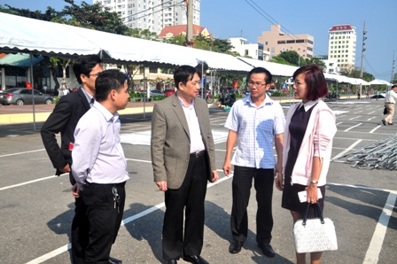 &Ocirc;ng Đặng Việt Dũng (thứ 2 từ phải sang)