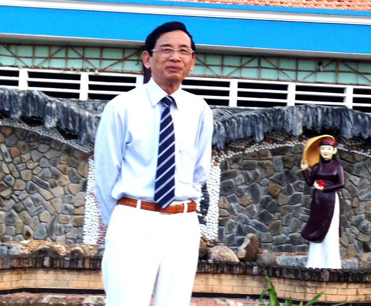 Đại gia Việt L&ecirc; &Acirc;n từng bị ba b&agrave; vợ phụ bạc, &ocirc;m tiền bỏ trốn khi &ocirc;ng vướng v&ograve;ng lao l&yacute;