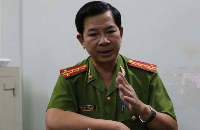 dai-ta-nguyen-van-quy-xin-loi-chu-quan-cafe-xin-chao