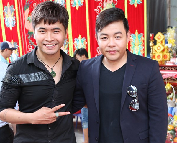 Quang L&ecirc; khẳng định lần gặp gỡ n&agrave;y giữa anh v&agrave; Đ&agrave;m Vĩnh Hưng diễn ra kh&aacute; vui vẻ, th&acirc;n thiết