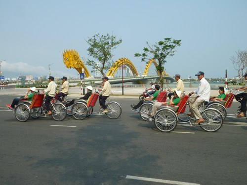 Lực lượng xe &ocirc;m, xích l&ocirc; tại Đà Nẵng sẽ được h&ocirc;̃ trợ quà T&ecirc;́t 2015 từ lãnh đạo thành ph&ocirc;́