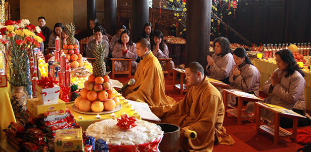 D&acirc;ng sao giải hạn biến tướng th&agrave;nh tệ nạn