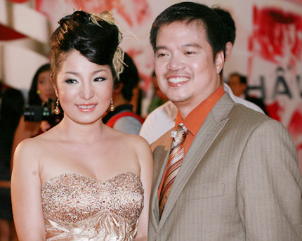 Đám cưới của danh hài Thúy Nga và &ocirc;ng Nguy&ecirc;̃n Văn Nam di&ecirc;̃n ra năm 2010 tại Tp.H&ocirc;̀ Chí Minh
