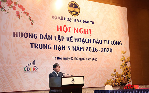 Bộ trưởng Vinh cảnh báo Sẽ khởi tố nếu lãnh đạo địa phương duyệt chi đầu tư công 2015 tràn lan và giấu nợ Bộ trưởng Vinh cảnh báo Sẽ khởi tố nếu lãnh đạo địa phương duyệt chi đầu tư công 2015 tràn lan và giấu nợ