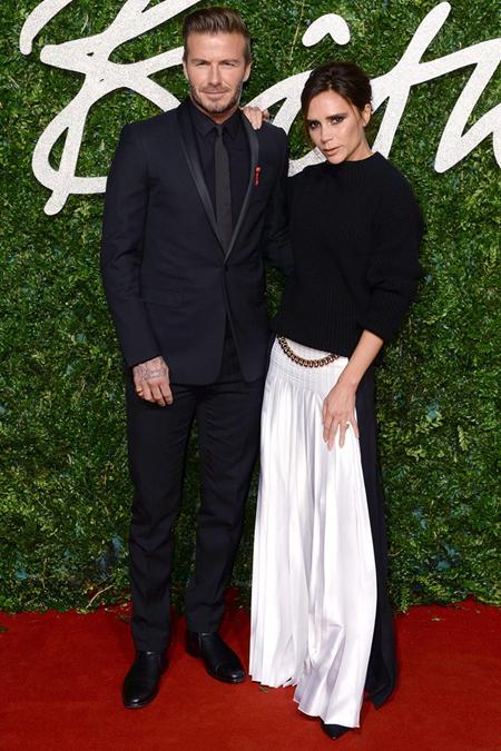 &Ocirc;ng bố bốn con - David Beckham phủ nhận đ&oacute;ng James Bond v&igrave; muốn d&agrave;nh thời gian ph&aacute;t triển thương hiệu thời trang ri&ecirc;ng c&ugrave;ng vợ
