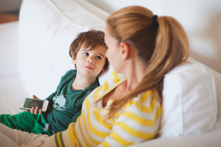 c&aacute;ch dạy con biết lắng nghe