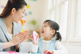 c&aacute;ch dạy con biết lắng nghe