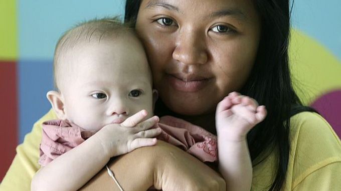 Một thương nh&acirc;n người Nhật c&oacute; tới 13 đứa con nhờ dịch vụ &ldquo;đẻ thu&ecirc;&rdquo; ở Th&aacute;i Lan