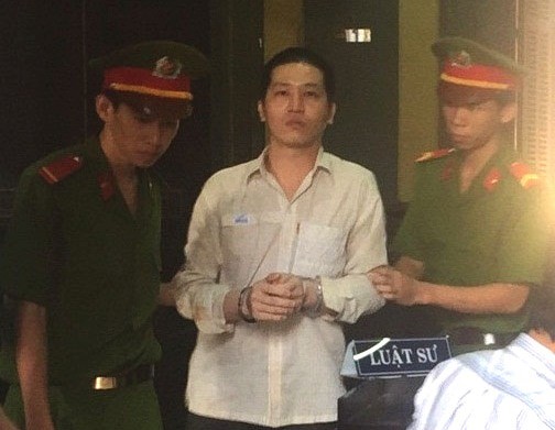 Đối tượng tâm thần nhiều lần giở trò xâm hại bé gái 13 tuổi ở Tây Ninh Đối tượng tâm thần nhiều lần giở trò xâm hại bé gái 13 tuổi ở Tây Ninh