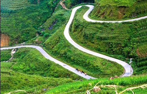 H&agrave; Giang: 50 năm ho&agrave;n th&agrave;nh &ldquo;Con đường hạnh ph&uacute;c&rdquo;