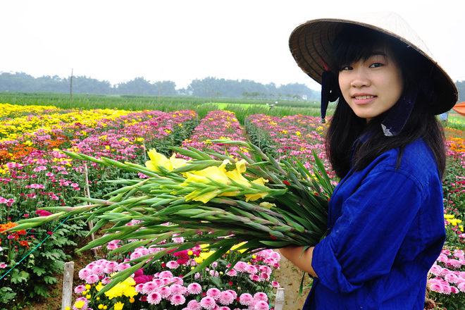 L&agrave;ng hoa lay ơn chắc chắn l&agrave; một địa điểm chụp ảnh Tết &Acirc;m lịch v&ocirc; c&ugrave;ng th&iacute;ch hợp