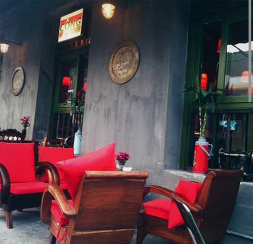 Địa điểm chụp ảnh Tết dương lịch tại c&aacute;c qu&aacute;n c&agrave; ph&ecirc; đẹp nhất H&agrave; Nội