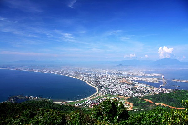 B&aacute;n đảo Sơn Tr&agrave; địa điểm hấp dẫn ng&agrave;y 1/6 cho b&eacute; tại Đ&agrave; Nẵng
