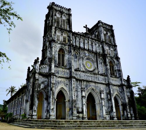 Vẻ đẹp của nhà thờ c&ocirc;̉ 