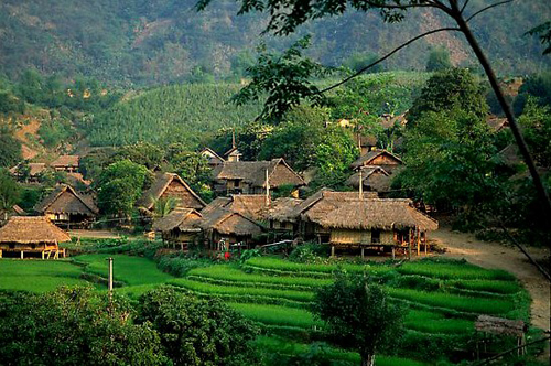 Với Mai Ch&acirc;u, du kh&aacute;ch sẽ v&ocirc; c&ugrave;ng h&agrave;i l&ograve;ng với địa điểm đi chơi Tết dương lịch 2016 m&agrave; m&igrave;nh đ&atilde; chọn