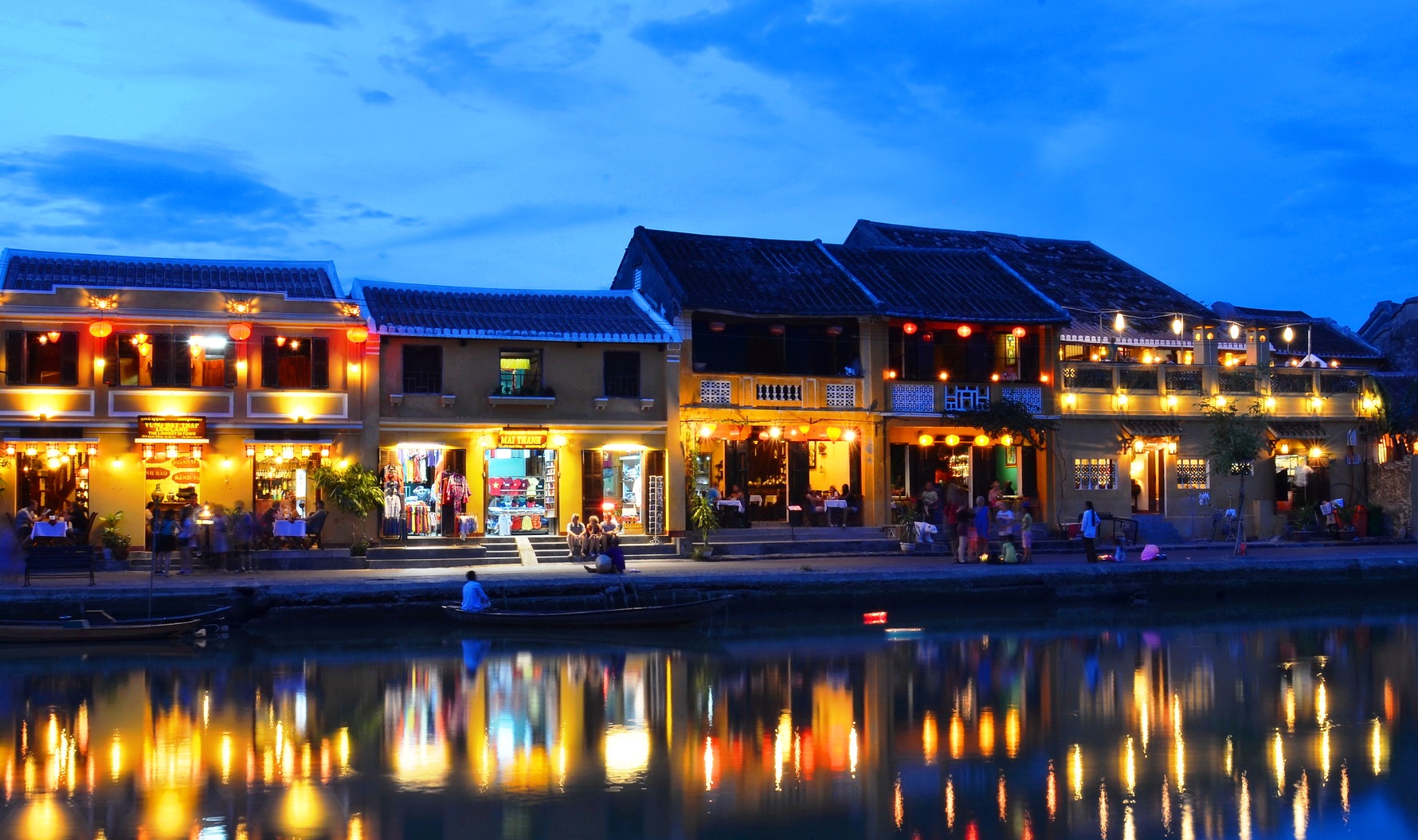 Hội An y&ecirc;n b&igrave;nh chắc chắn l&agrave; địa điểm đi chơi Tết dương lịch n&ecirc;n đến 