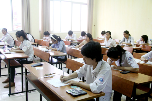 Điểm chuẩn đại học Thăng Long năm 2014 dự kiến 13-14 điểm Điểm chuẩn đại học Thăng Long năm 2014 dự kiến 13-14 điểm