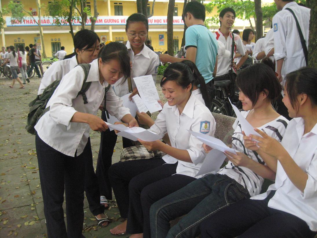 Phổ điểm thi đại học 2014 cao hơn so với năm 2013