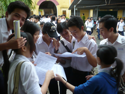 Nhiều trường đại học lớn c&ocirc;ng bố điểm x&eacute;t tuyển 2015 theo kỳ thi THPT Quốc gia