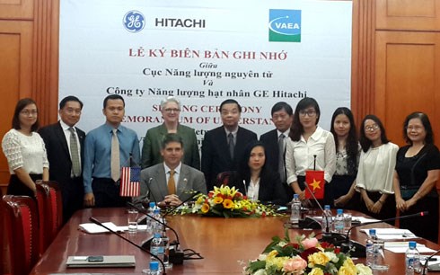 GEH sẽ tiếp tục giúp đỡ Việt Nam trong lĩnh vực điện hạt nhân GEH sẽ tiếp tục giúp đỡ Việt Nam trong lĩnh vực điện hạt nhân