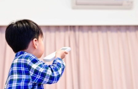 Điều hòa nhiệt độ có thể sản sinh ra chất có hại cho cả trẻ em và người lớn Điều hòa nhiệt độ có thể sản sinh ra chất có hại cho cả trẻ em và người lớn