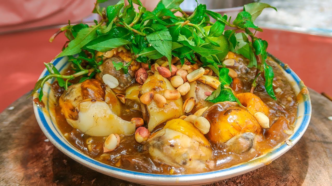 Những m&oacute;n ăn đường phố S&agrave;i G&ograve;n &ldquo;được l&ograve;ng&rdquo; du kh&aacute;ch nhất