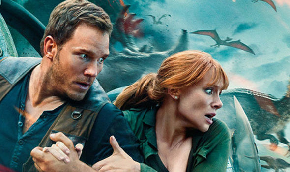 Jurassic World: Fallen Kingdom: Tựa phim giải tr&iacute; đ&aacute;ng xem nhất m&ugrave;a h&egrave; n&agrave;y