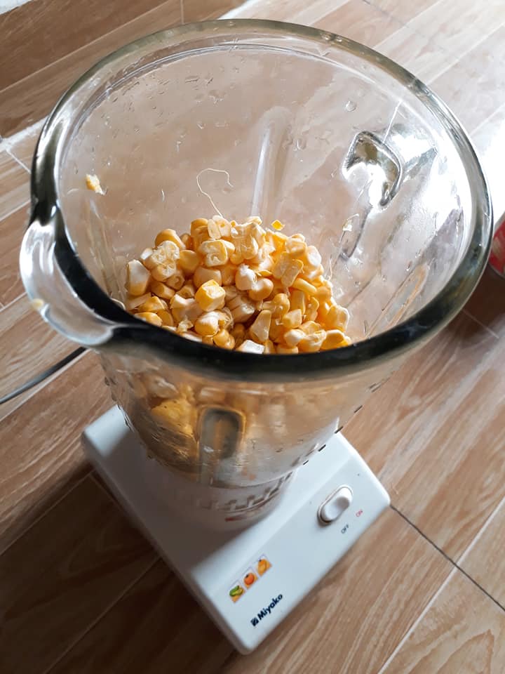 C&aacute;ch l&agrave;m sữa ng&ocirc; thơm ngon đơn giản tại nh&agrave;