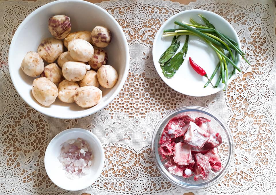 C&aacute;ch nấu canh khoại sọ hầm xương đơn giản, bổ dưỡng